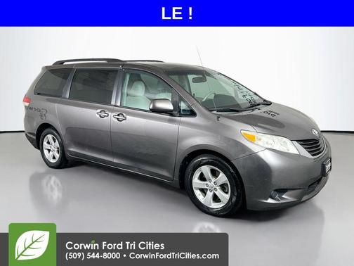2013 Toyota Sienna LE