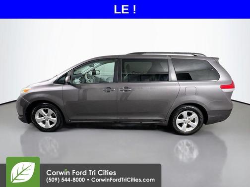 2013 Toyota Sienna LE