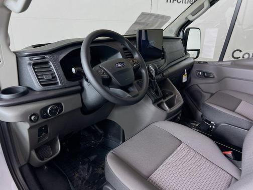 Oxford White 2026 Ford Transit-250 Base