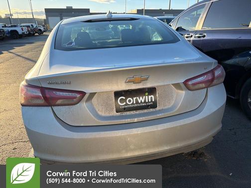 2022 Chevrolet Malibu FWD LT