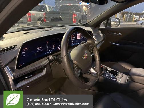 2024 Cadillac XT4 Sport