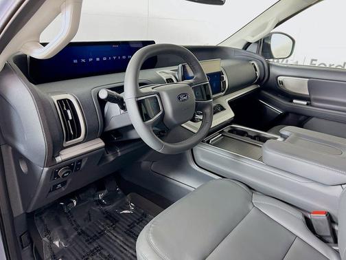 2026 Ford Expedition Max Active 4x4