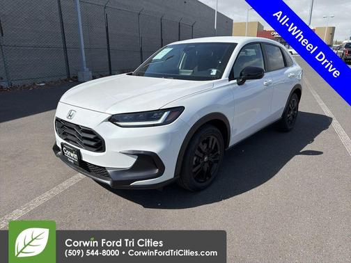 Platinum White Pearl 2026 Honda HR-V AWD Sport