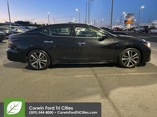 2023 Nissan Maxima SV Xtronic CVT