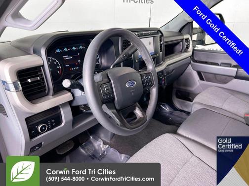 Oxford White 2024 Ford F-350 XLT