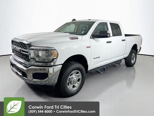 2019 RAM 2500 Tradesman Crew Cab 4x4 6'4' Box