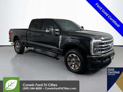 Oxford White 2025 Ford F-350 King Ranch
