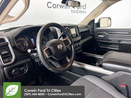 2019 RAM 2500 Big Horn Crew Cab 4x4 6'4' Box