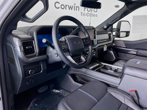 2025 Ford F-250 Platinum
