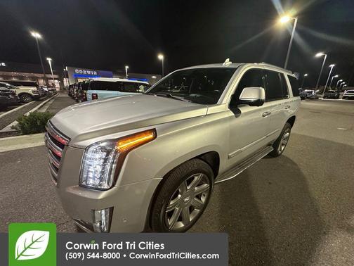 2018 Cadillac Escalade Luxury