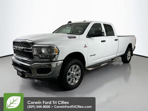 2020 RAM 2500 Tradesman Crew Cab 4X4 8' Box