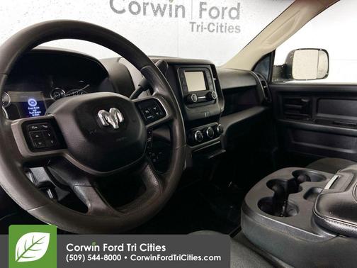 2020 RAM 2500 Tradesman Crew Cab 4X4 8' Box