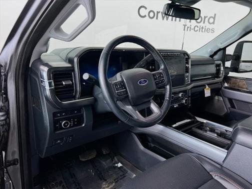 2023 Ford F-350 Lariat