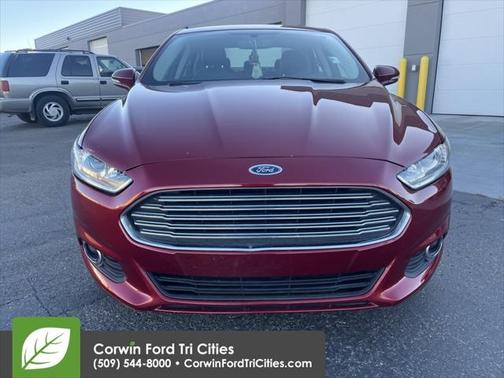Ruby Red Metallic Tinted Clearcoat 2016 Ford Fusion SE