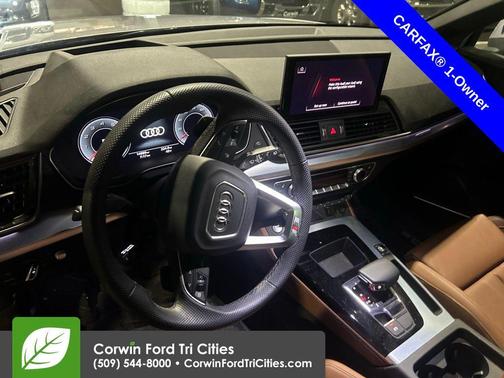 2025 Audi Q5 45 S line Prestige