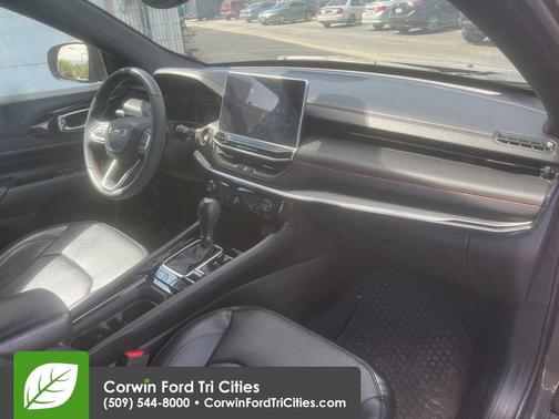 Granite Crystal Metallic Clearcoat 2023 Jeep Compass Trailhawk