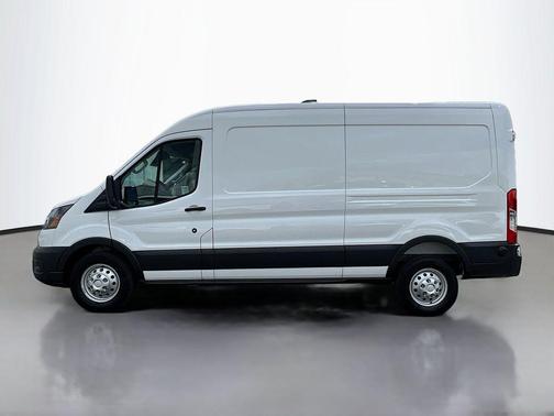 Oxford White 2026 Ford Transit-250 Base