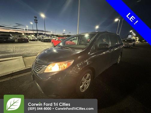 2011 Toyota Sienna LE