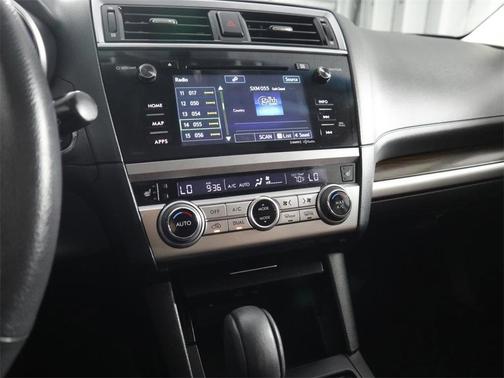 Photo 4 of 36 of 2017 Subaru Outback 2.5i Touring