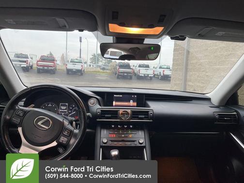 2017 Lexus IS 300 Base