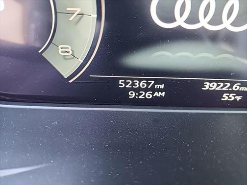 2022 Audi Q5 45 S line Premium Plus