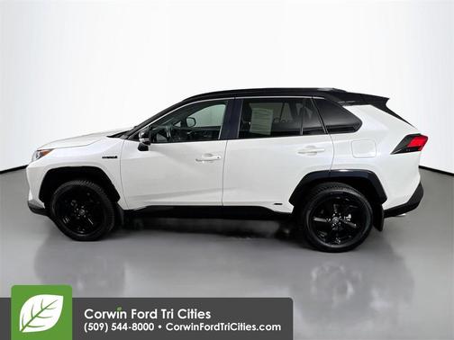 2021 Toyota RAV4 Hybrid SE