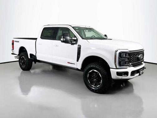 Oxford White 2026 Ford F-350 Lariat