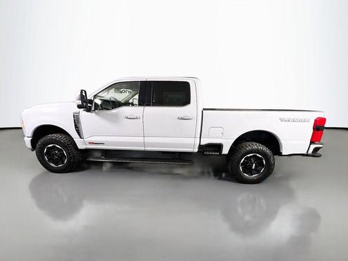 Avalanche 2026 Ford F-350 Platinum