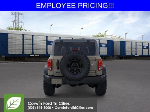 Desert Sand 2026 Ford Bronco Base
