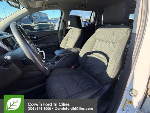 2018 GMC Acadia SLE-2