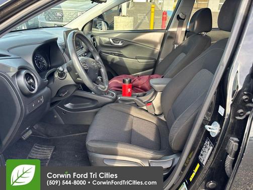 Ultra Black 2022 Hyundai KONA SEL