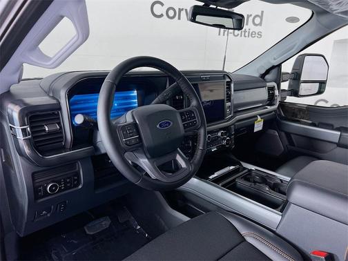 2025 Ford F-350 Lariat