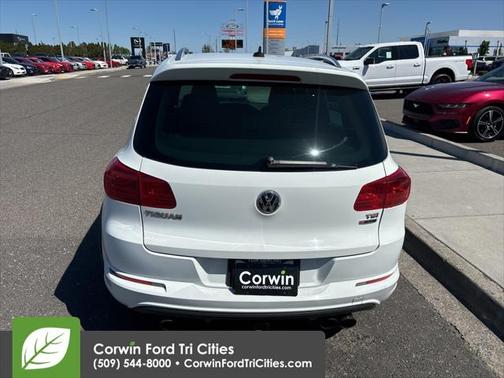 2016 Volkswagen Tiguan R-Line