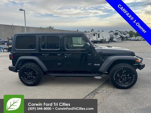 Black Clearcoat 2020 Jeep Wrangler Unlimited Willys 4x4