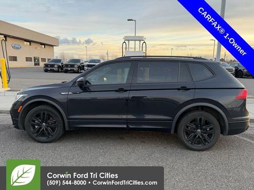 2022 Volkswagen Tiguan 2.0T SE R-Line Black 4MOTION