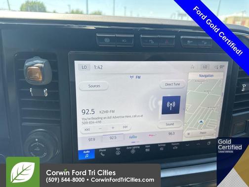 Rapid Red Metallic Tinted Clearcoat 2023 Ford F-350 Lariat