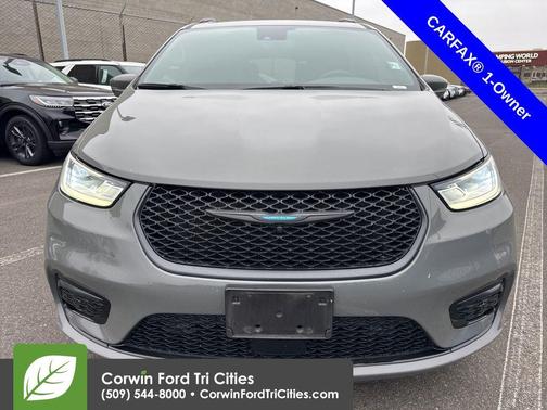 2021 Chrysler Pacifica Hybrid Touring L