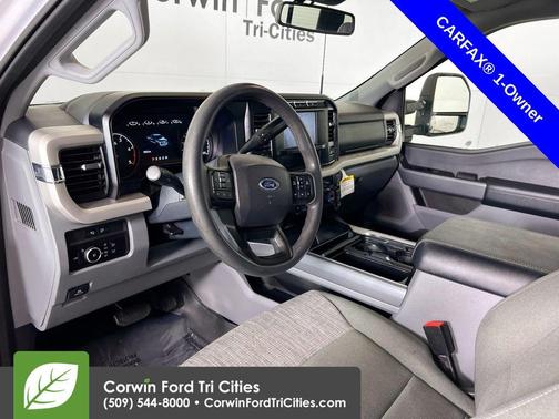 Oxford White 2023 Ford F-250 XLT