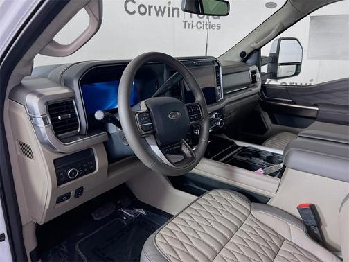 2025 Ford F-250 Platinum