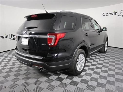 Shadow Black 2018 Ford Explorer XLT