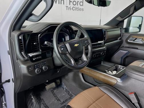 2024 Chevrolet Silverado 3500 High Country