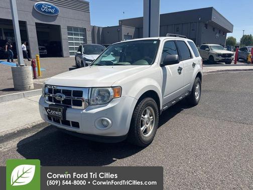 White 2012 Ford Escape XLT
