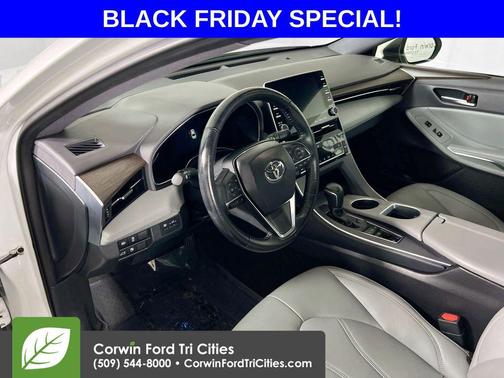 2019 Toyota Avalon XSE