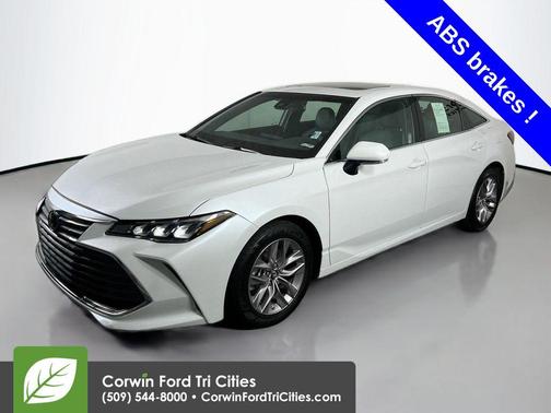 2019 Toyota Avalon XSE