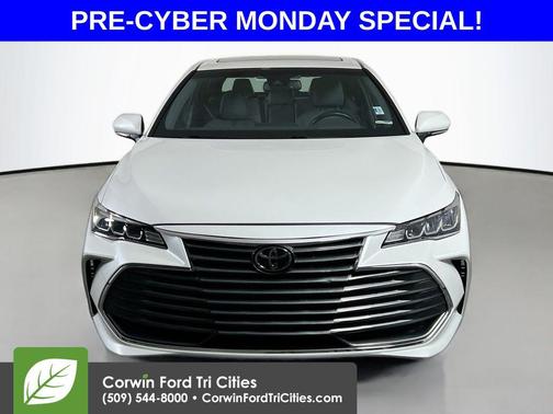 2019 Toyota Avalon XSE