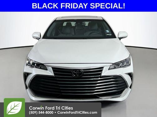 2019 Toyota Avalon XSE
