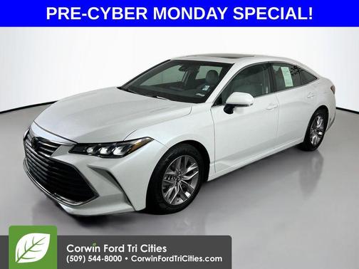 2019 Toyota Avalon XSE