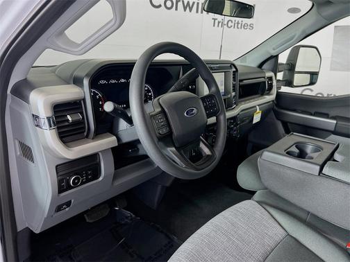 2026 Ford F-350 XLT