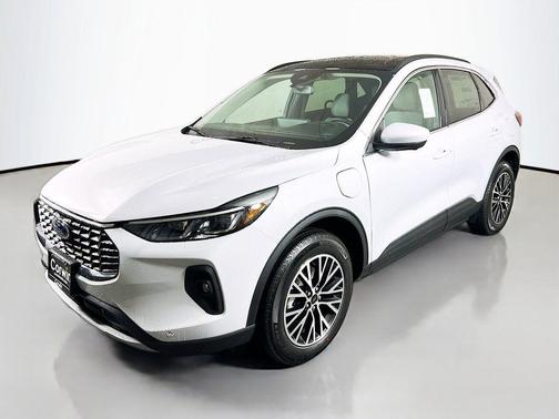 2025 Ford Escape PHEV SE