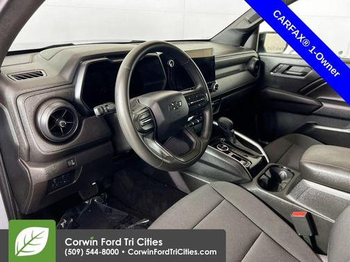 Sterling Gray Metallic 2024 Chevrolet Colorado Trail Boss